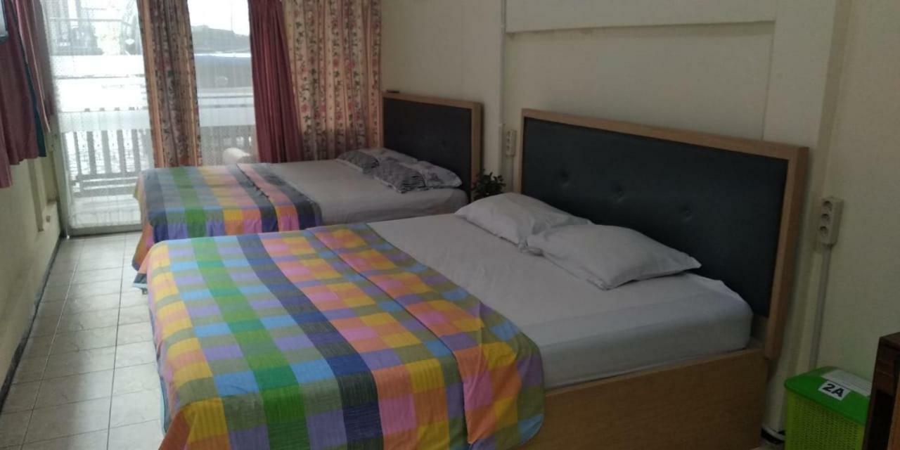 เอ็นนี่เกสท์เฮาส์ Hotel มะลัง ภายนอก รูปภาพ
